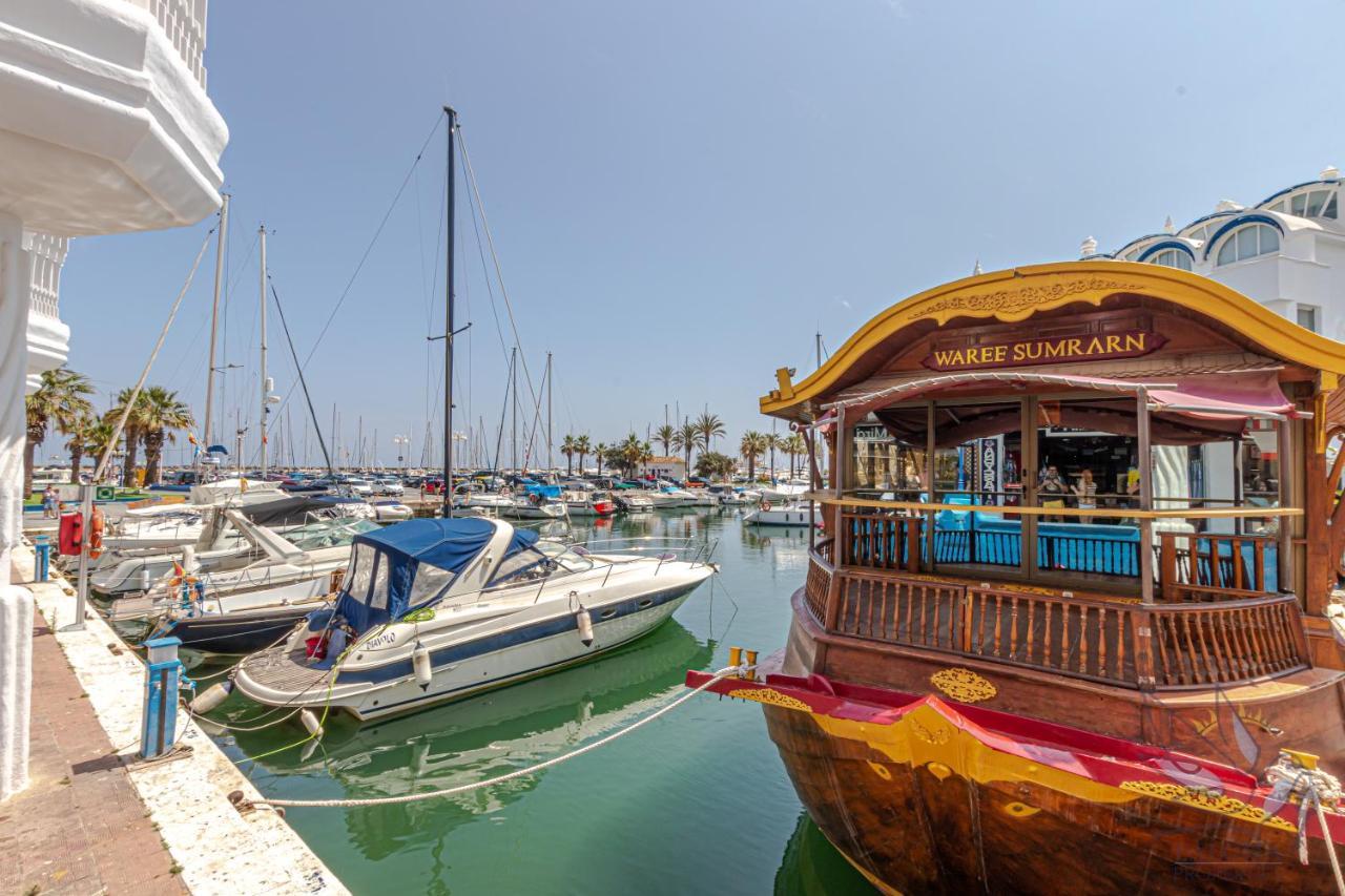 Apartment In Puerto Marina With Beautiful Views Of The Sea And The Boats Benalmádena Extérieur photo